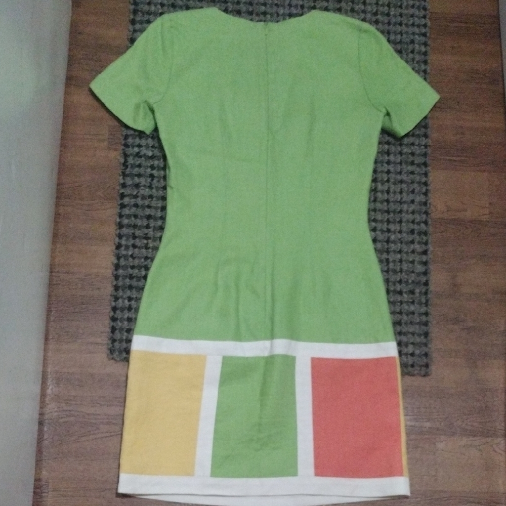 Colorblock Midi Dress in Green and Multicolor​ - Picture 5 of 6